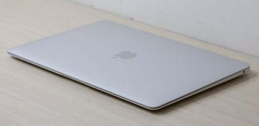 2020 MacBook Air - 13" Retina Display, M1 Processor, 8GB Ram, 256GB SSD