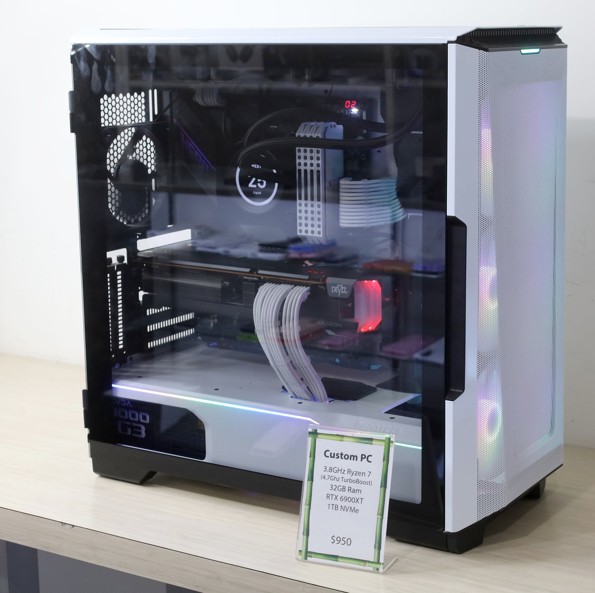 Custom PC - 2.8GHz Ryzen 7, 32GB Ram, Radeon 6900XT, 1TB NVMe SSD