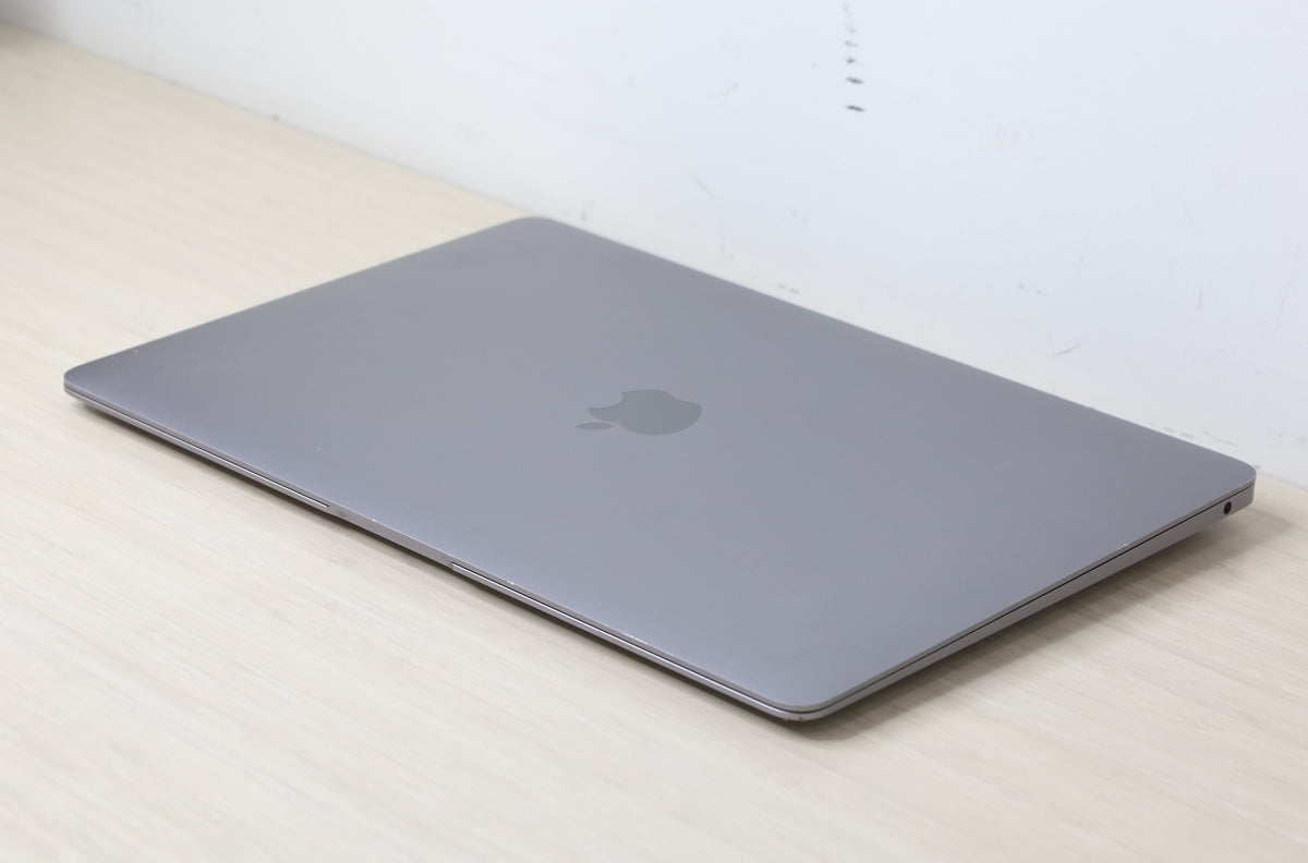2020 MacBook Air -  13" Retina Display, M1 Processor, 8GB Ram, 256GB Storage