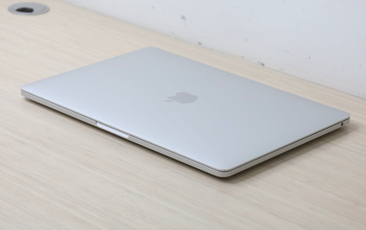 2020 MacBook Pro - 13" Retina Display, 1.4GHz i5, 8GB Ram, 250GB Storage
