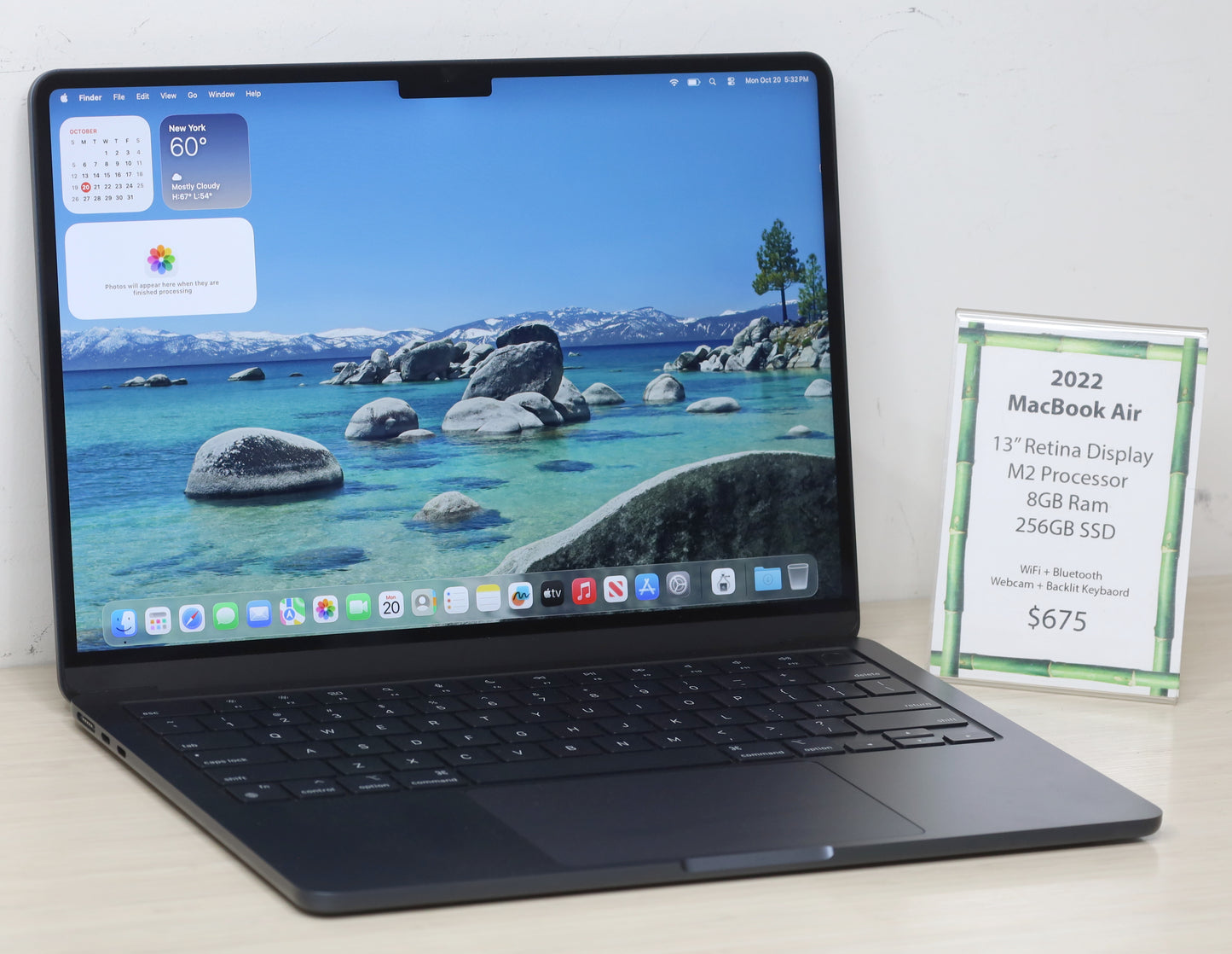 2022 MacBook Air- 13" Screen, M2 Processor, 8GB Ram, 256GB SSD