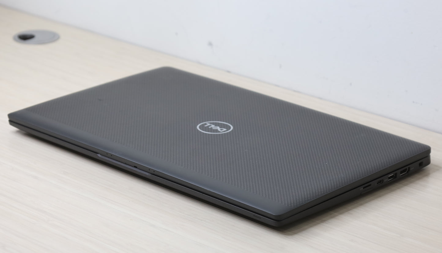 Dell Laptop - 15.6" Display, 1.8GHz i7, 16GB Ram, 512GB SSD