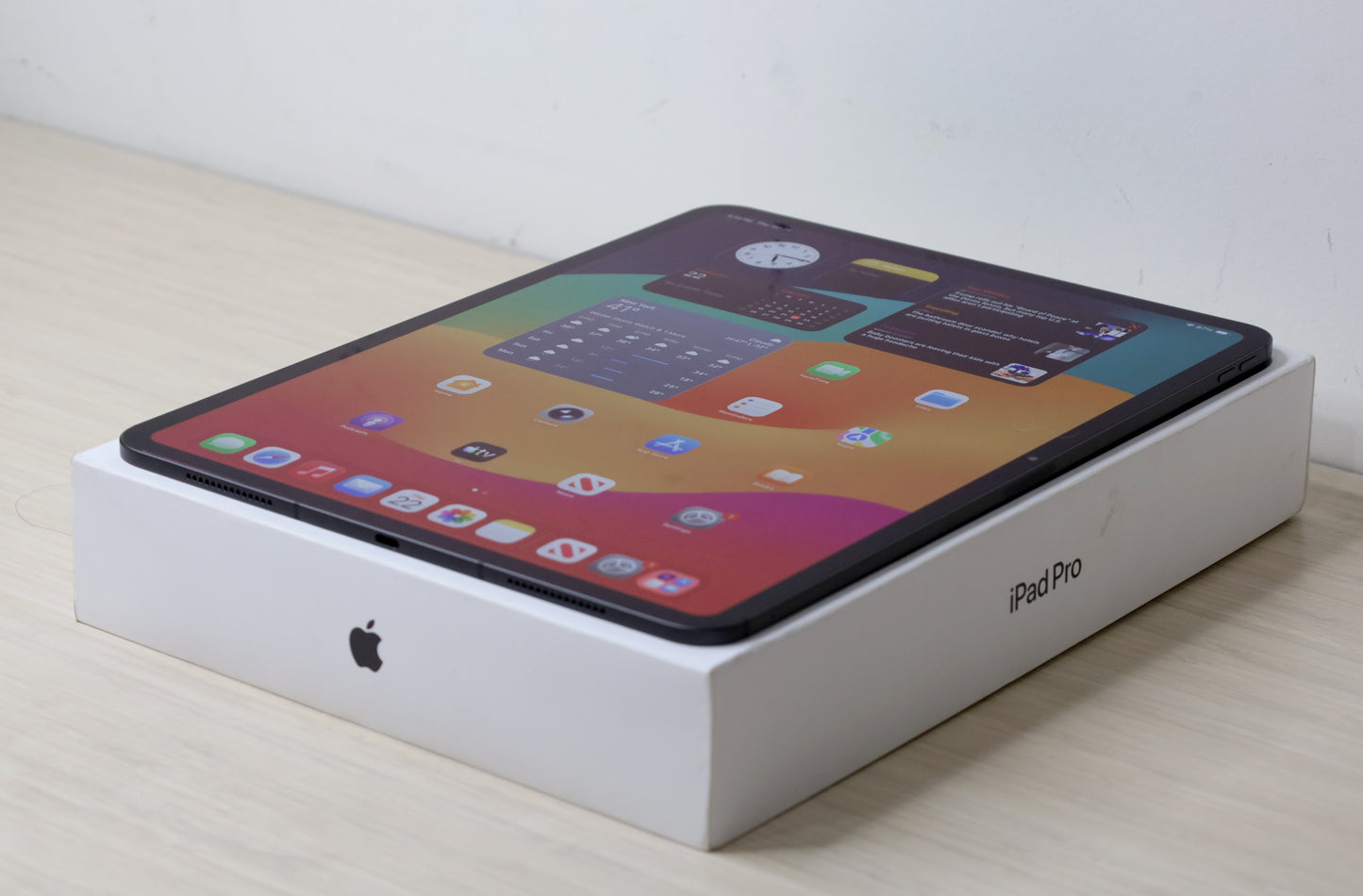 M4 13" iPad Pro 256GB Cellular